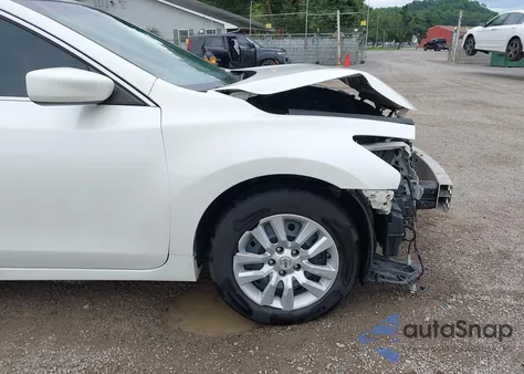 2013 Nissan Altima 2.5 S из США, поврежденный, VIN 1N4AL3AP2DC183355